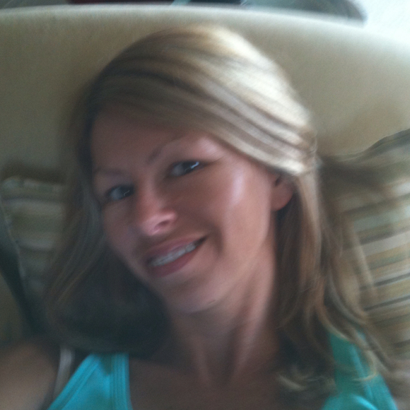 Poshmark profile picture for @stag