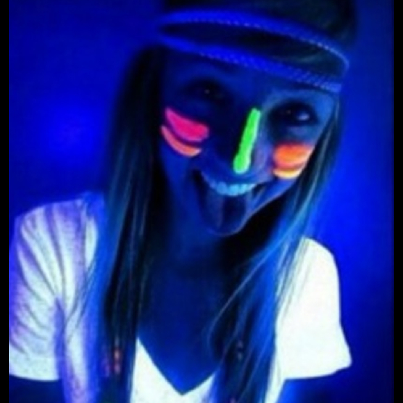 _neon_hipster