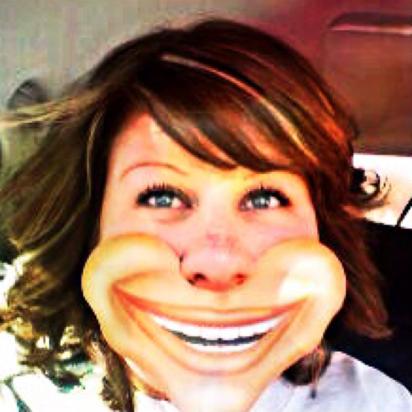 Poshmark profile picture for @scope