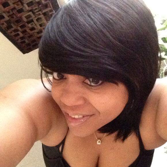 Poshmark profile picture for @poison