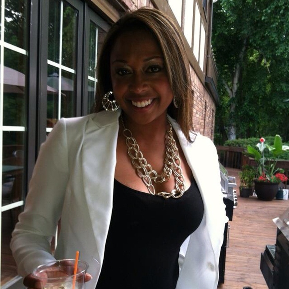 Poshmark profile picture for @exclusive