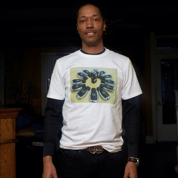 Poshmark profile picture for @rafiq