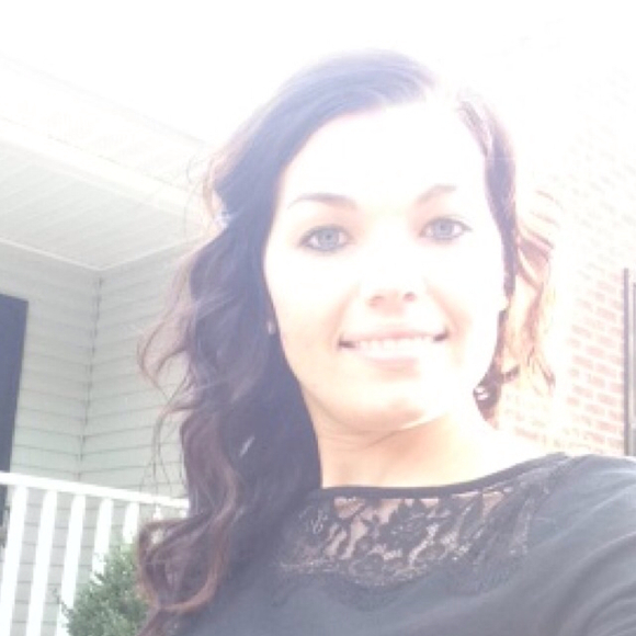 lindseyadele
