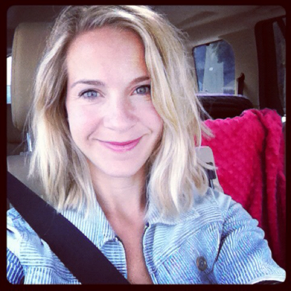 Poshmark profile picture for @calling