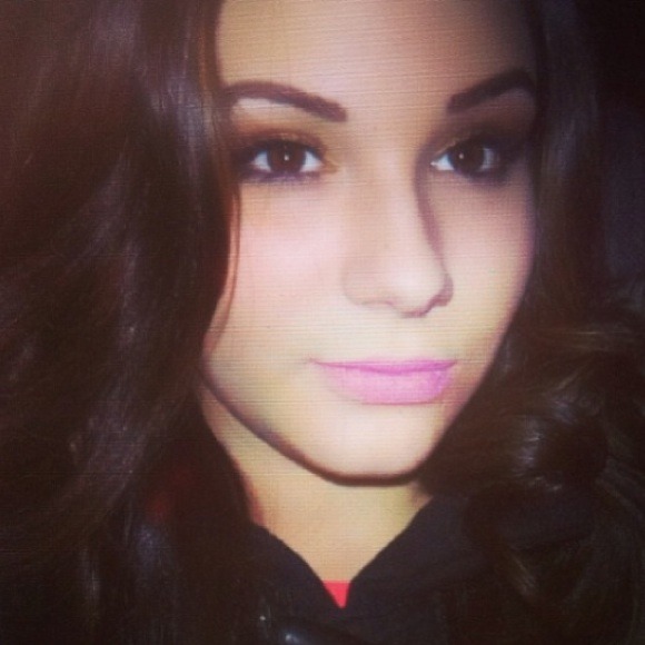 _donielleeee_
