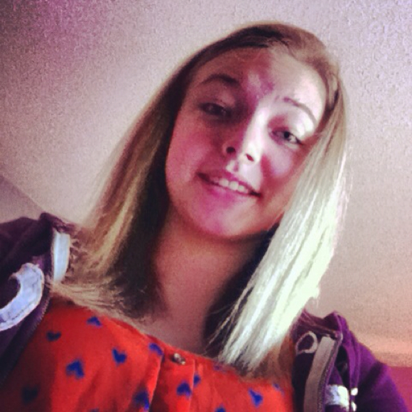 chloe_graham_13