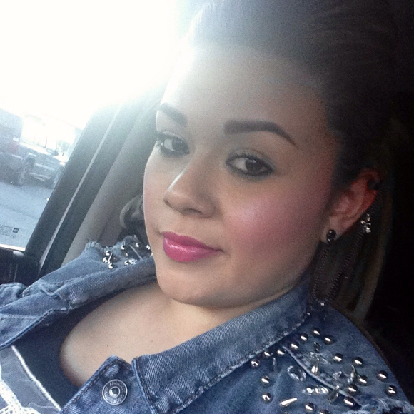 isa_gomez