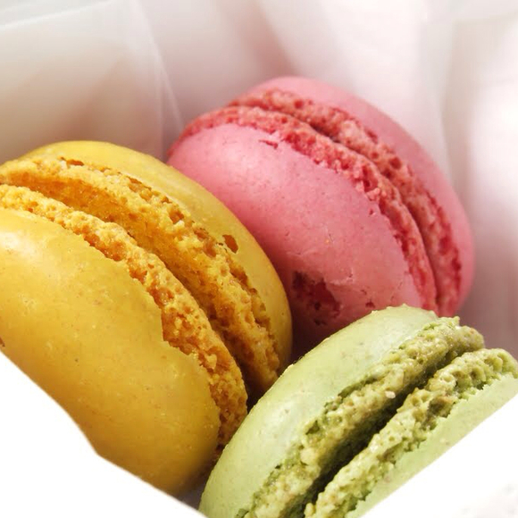 Poshmark profile picture for @macaroons
