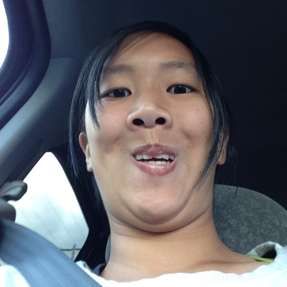 Poshmark profile picture for @boobies