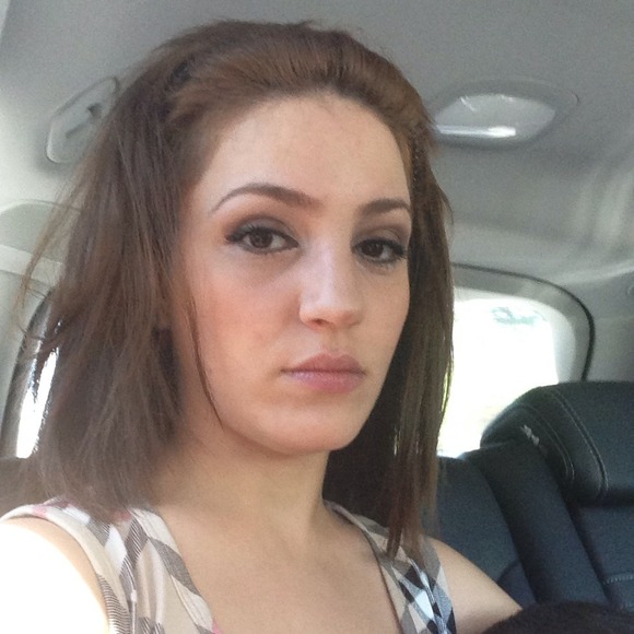 Poshmark profile picture for @armenia