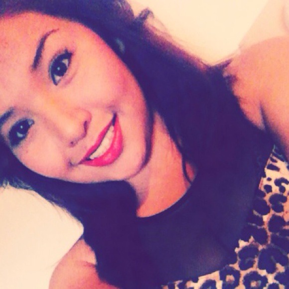 alejandra_tho