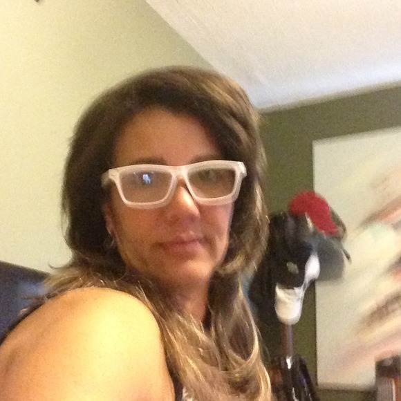 Poshmark profile picture for @mauro