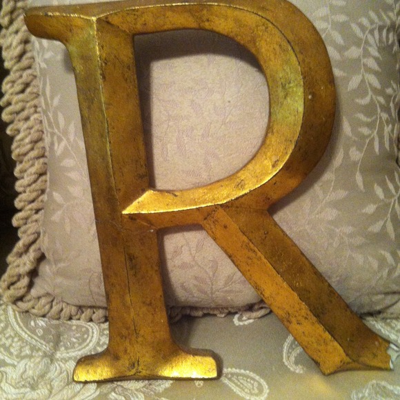 Poshmark profile picture for @rabin