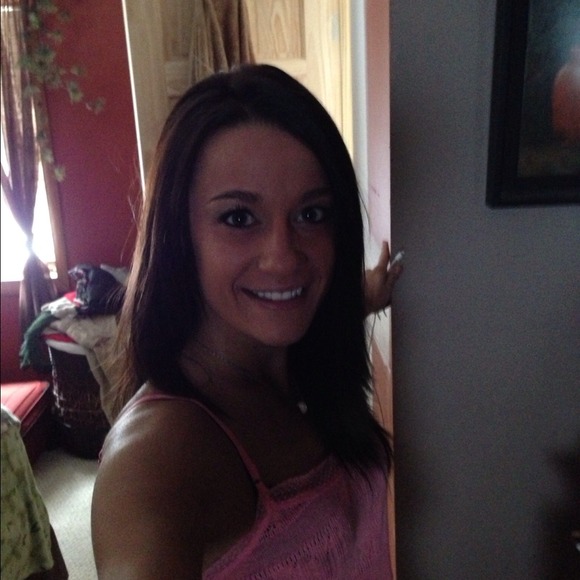 nikkidenno1985