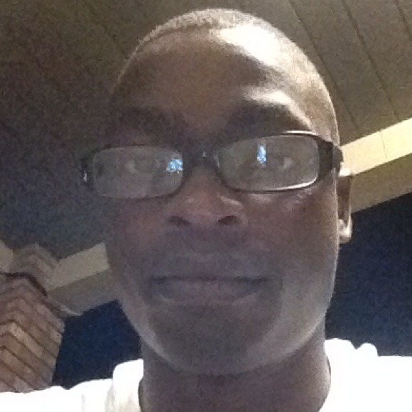 Poshmark profile picture for @eric85