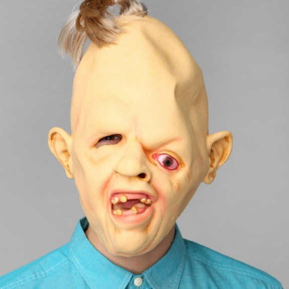 Poshmark profile picture for @livers