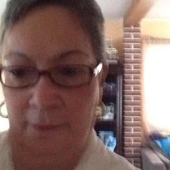 Poshmark profile picture for @feminist
