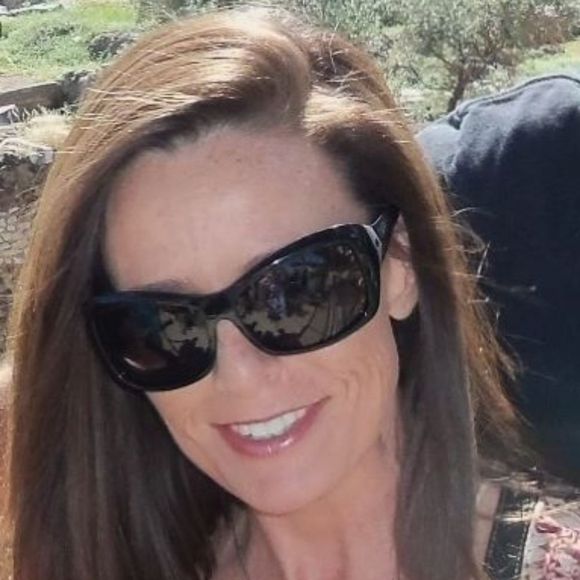 hollysmyth