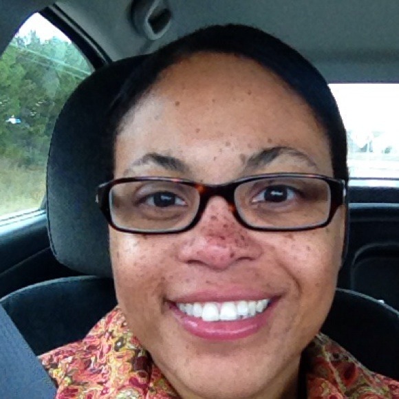 Poshmark profile picture for @freckle