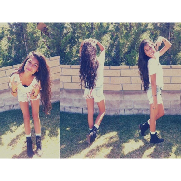 justineezee
