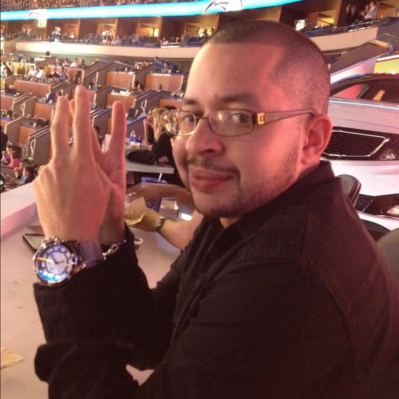 Poshmark profile picture for @juand