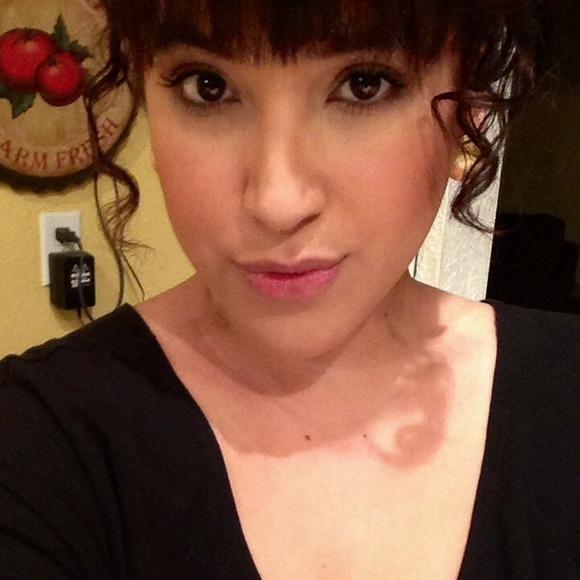 moniqueeeflores