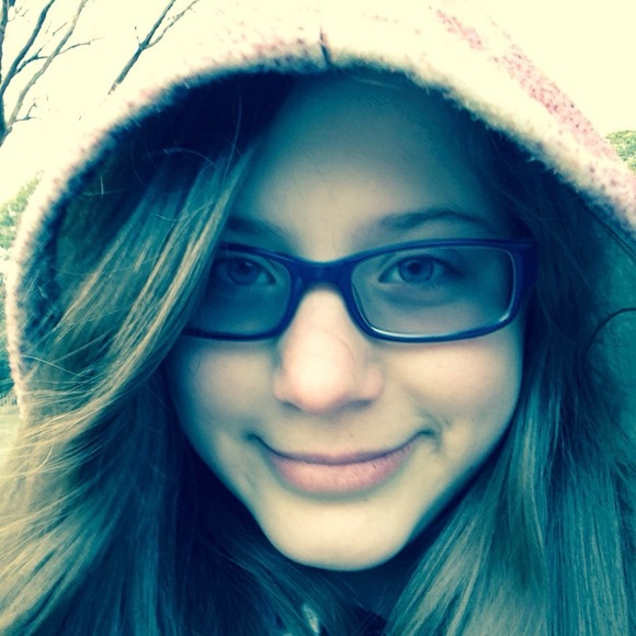 Poshmark profile picture for @smarter
