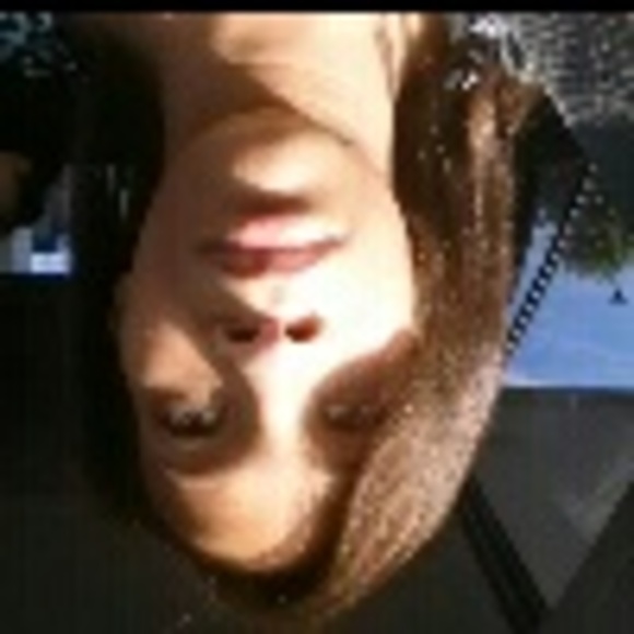 Poshmark profile picture for @greenlee