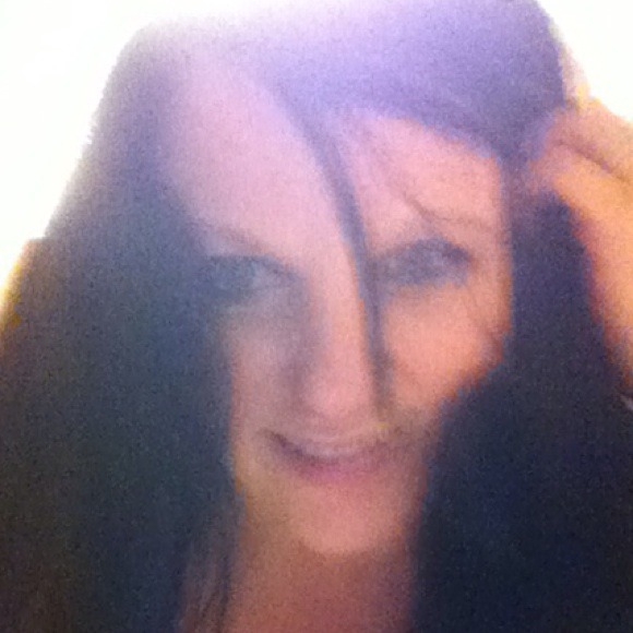 Poshmark profile picture for @mcdowell