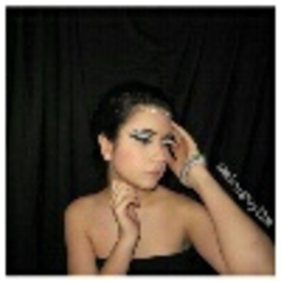 makeupbyella