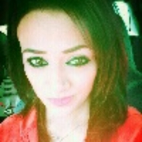 razia85