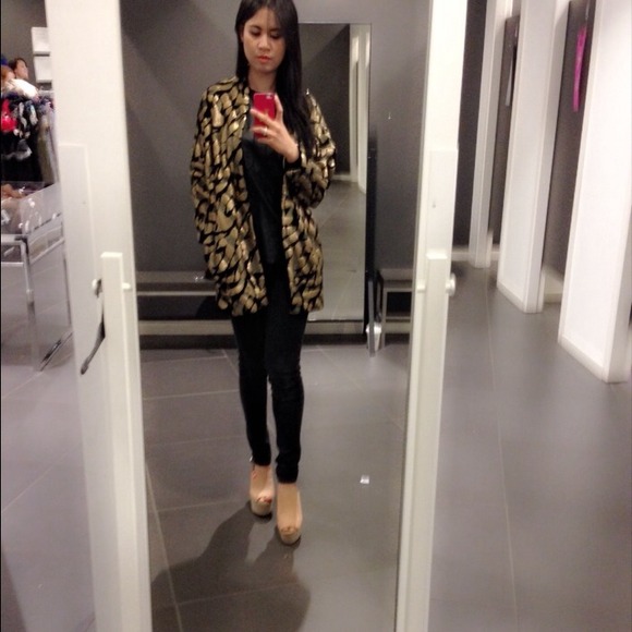 Poshmark profile picture for @guide