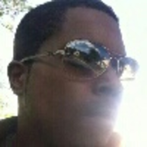Poshmark profile picture for @scientific