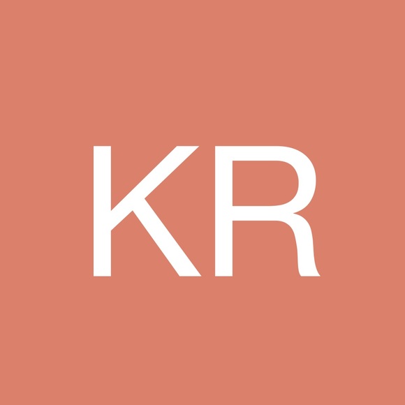 Poshmark profile picture for @keynes