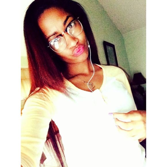 alexisb1
