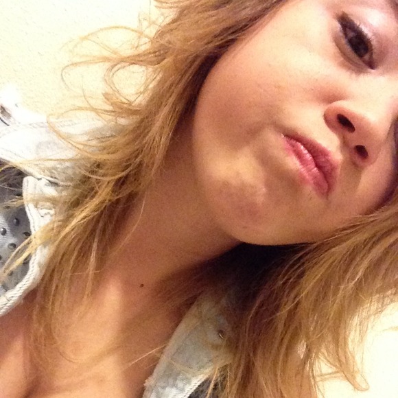 ariana_flores