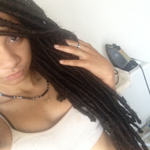 anjuhletee_