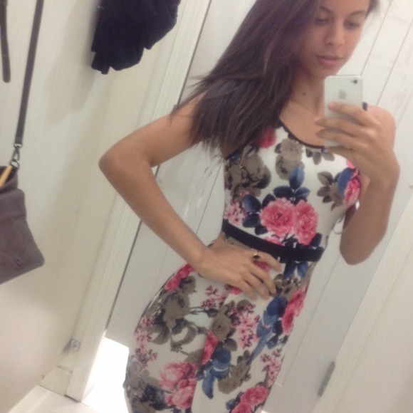 jeannicoleee