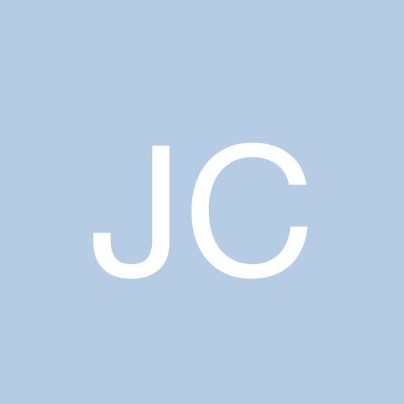 Poshmark profile picture for @jenaro