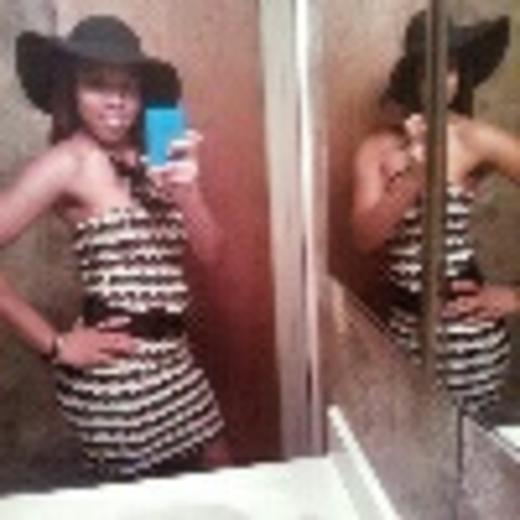 tlhood1023