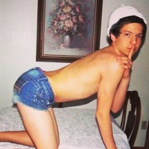 Poshmark profile picture for @jackers