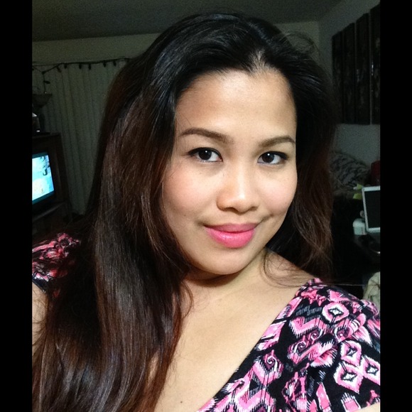 Poshmark profile picture for @faramir