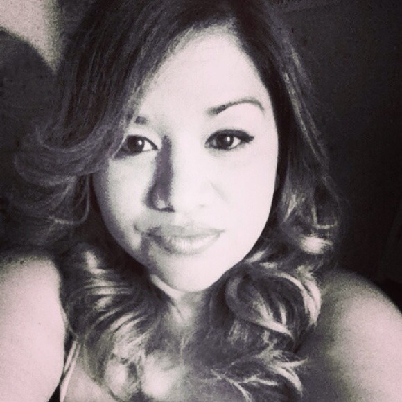 Poshmark profile picture for @richer