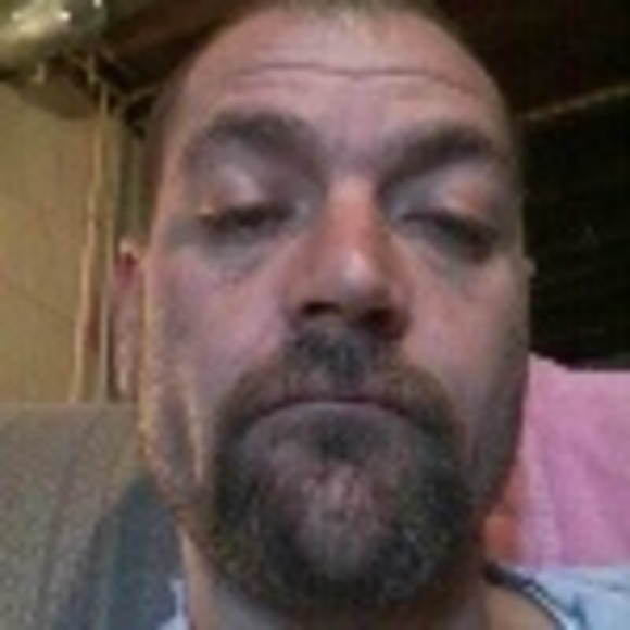 Poshmark profile picture for @hatchet
