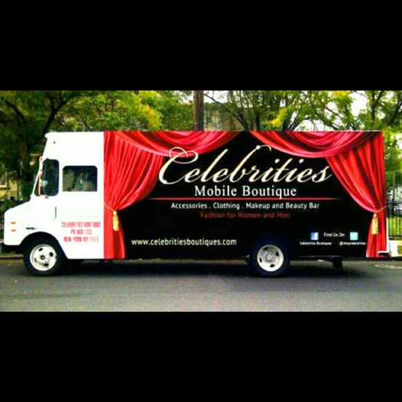 Poshmark profile picture for @celebrities