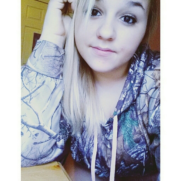 kaylee_della