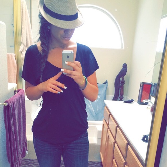 vanessaagee