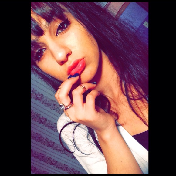 Poshmark profile picture for @reefer