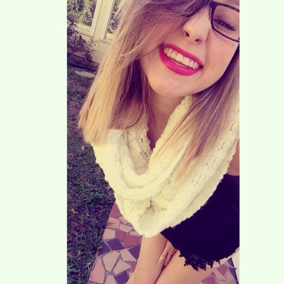 makala_rayne