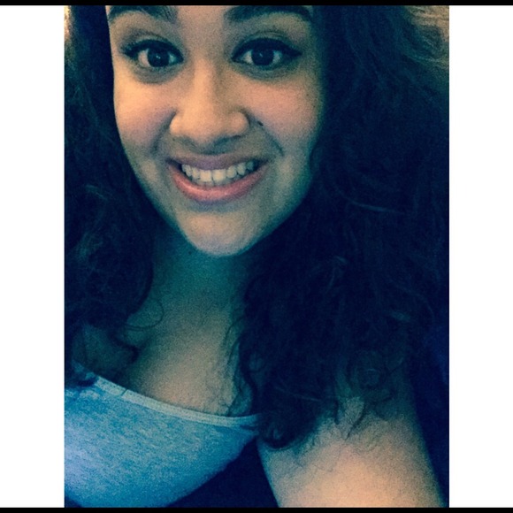 queen_natz_x0